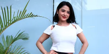 Kolaborasi Dengan Band, Dewi Perssik Sindir Radja
