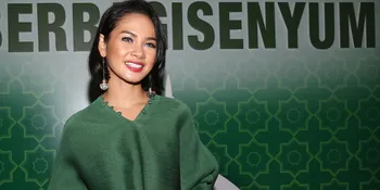 Kompak, Ini Yang Bikin Andien - Suami Ogah Seragaman Baju Lebaran