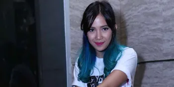 Kompak! Kak Seto Temani Dhea Seto Ngecat Rambut