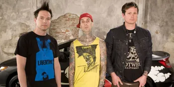 Konser Blink 182 di Indonesia Hanya Isu
