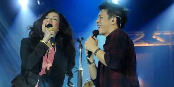 Konser Reborn to Speak for Solidarity, Reza Tampil Sedikit Terbuka