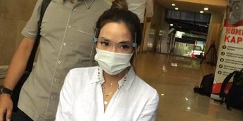 Kontak Fisik dengan Rekan Kerja Positif Covid-19, Gisella Anastasia Langsung Isolasi Mandiri