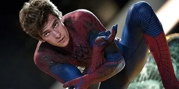 Konyolnya Andrew 'Spiderman' Garfield Saat Menari