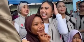 Kris Dayanti dan Yuni Shara Salurkan Bantuan Secara Langsung Kepada Korban Gempa NTT
