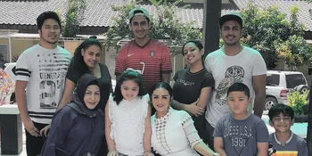 Krisdayanti dan Sederet Anak-Anaknya, Beragam Cara Sang Diva Bagi Perhatian di Tengah Kesibukan