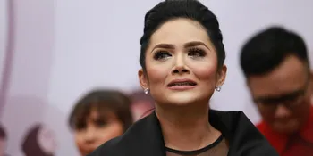 Krisdayanti Ungkap Aurel Terkadang Tidak Nyambung Saat Berbicara Dengannya