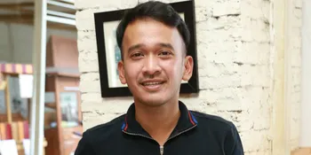 Kunjungi Disneyland, Thalia Putri Ruben Onsu Bahagia Ketemu Mickey Mouse!