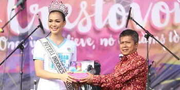 Kunjungi Sekolah, Kezia Roslin Kenang Masa SMPnya di Manado