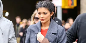 Kylie Jenner &#38; Travis Scott Jadi Semakin Dekat Sejak Stormi Lahir
