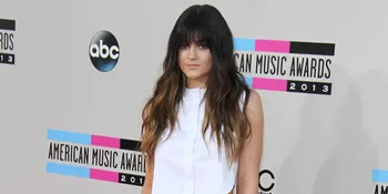 Kylie Jenner - Jaden Smith Tertangkap Berciuman