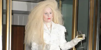 Lady Gaga: Aku Tidak Akan Rebut Mahkota Madonna