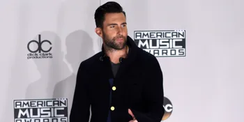 Lagi Bintitan, Adam Levine Bakal Tetep Ganteng Ga Sih?