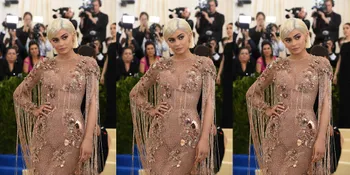 Lagi, Kylie Jenner Tampil Mencolok Dengan Rambut Blue Denim!