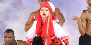 Lagu Baru Lady Gaga Rajai iTunes US Chart Dalam Hitungan Jam!