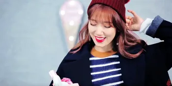 Lakoni Photoshoot Musim Dingin, Park Shin Hye Cantik Menggemaskan