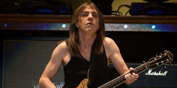 Lama Kena Dementia, Malcolm Young Vokalis dan Founder AC/DC Meninggal Dunia