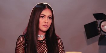 Lebam dan Demam Tinggi Jadi Awal Kecurigaan Denada Bahwa Shakira Tengah Sakit Serius
