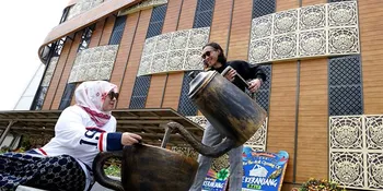 Lebarkan Sayap, Melly Goeslaw & Anto Hoed Investasi Lewat Bisnis The Keranjang Bali