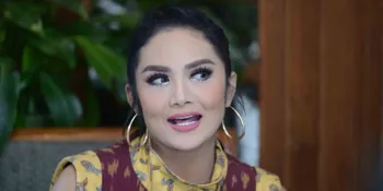 Lebih Banyak di Indonesia, Krisdayanti Punya Jurus Jitu Jalani LDR Dengan Suami