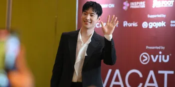 Lee Je Hoon Sukses Bius Ribuan Fans dengan Pesonanya dalam Fan Meet yang Digelar Viu