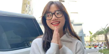 Lelah Dijodoh-Jodohkan Usai Putus dengan Thariq Halilintar, Fuji: Memang Aku Kelihatan Butuh Cowok Banget Ya?