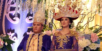 Lestarikan Budaya Daerah, Resepsi Selena-Febry Pakai Adat Lampung