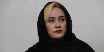 Lia 3 Serigala Belajar Shalat ke Anak-Anak Yatim