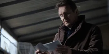 Liam Neeson Jadi Detektif Alkoholik Di Trailer Film Terbarunya!