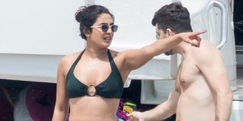 Liburan Bersama Suami, Cantiknya Priyanka Chopra Gunakan Bikini