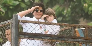 Liburan di Barcelona Tanpa SRK, AbRam Khan Terlihat Sedih...
