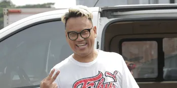 Liburan Ke Amerika, Uya Kuya Ingin Menyewa Mobil Sport