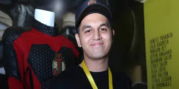 Liburan ke Jepang, Kevin Julio Pegang Salju Untuk Pertama Kalinya