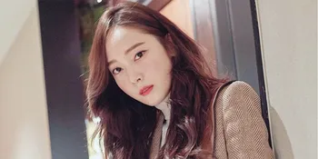 Liburan Santai, Ini Gaya Cantik &#38; Kegiatan Jessica Jung Saat Berada di Bali