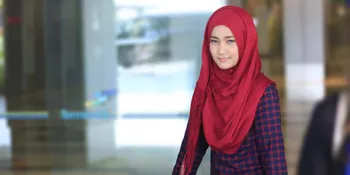 Liburan Semester, Fatin Habiskan Waktu Dengan Teman Dekat