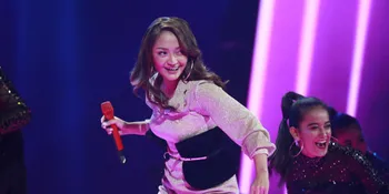 Lika-Liku Karier Siti Badriah, dari Gerobak Dorong, Putus Sekolah, sampai Foto Bugil