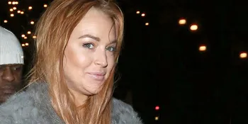 Lindsay Lohan Ketahuan Tidur Saat Jalani Sidang