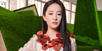 Liu Yifei Tampil Anggun di Show Louis Vuitton Paris Fashion Week 2026, Dijuluki Netizen "Mawar Berjalan"
