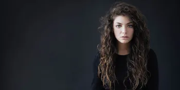 Lorde Akui Akan Tampil Telanjang Suatu Saat Nanti