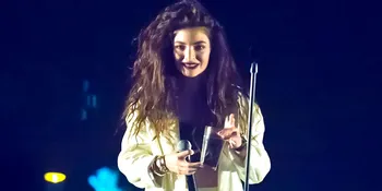 Lorde Bocorkan Soundtrack 'HUNGER GAMES: MOCKINGJAY PART 1'