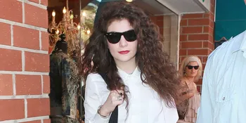Lorde Puji Talenta Taylor Swift!