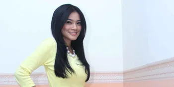 Lucunya Anak Titi Kamal Bermain Piano, Bikin Gemas!