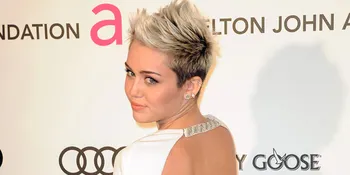 Lupakan Liam Hemsworth, Miley Cyrus Juga Punya Pacar Baru?