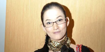 Lyra Virna Mantap Berjilbab