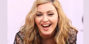 Madonna Sebut Obama 'Black Muslim in the White House'