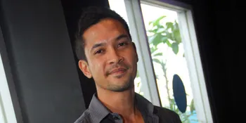 Main Film Bareng, Edward Akbar Dicuekin Al Ghazali?