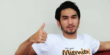 Main Film Pertama, Eks Drumer Lyla Band Jadi Cowok Melambai