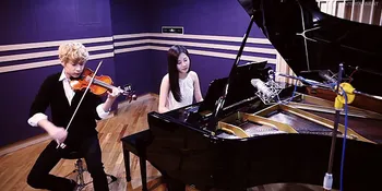 Mainkan Lagu 'Trap', Henry Duet Bareng Seohyun SNSD