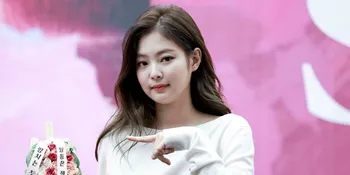 Make-up Freckles, Jennie BLACKPINK Tampil Cantik Bagaikan Boneka Hidup!