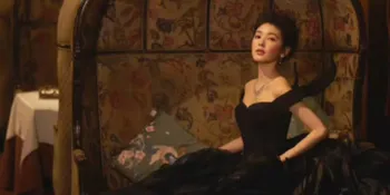 Makeup Zhang Ruonan di 2026 Weibo Night dengan Pipi Merah Berujung Dicibir Netizen