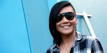 Makin Kompak, Denada Terlibat Cinlok Dengan Jesse Wilde?